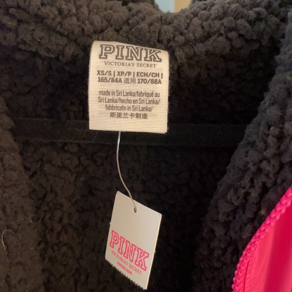 Snow jacket - Picture 3 of 3